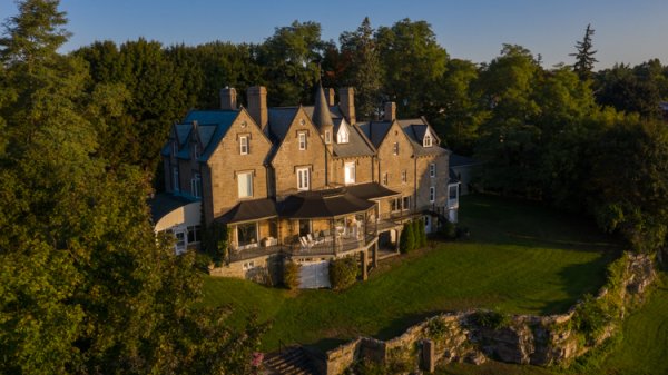 Brockville & Area D 0197